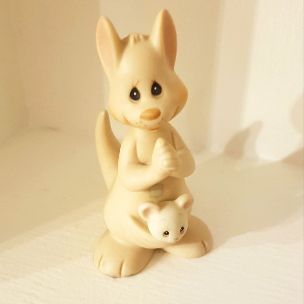 PRECIOUS MOMENTS "HELLO WORLD" ~Porcelaine Figurine *NEW 1988 ** RARE